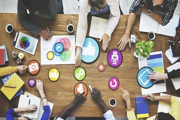 Tìm hiểu về công việc marketing online, có phải lướt web ‘hái ra tiền’?