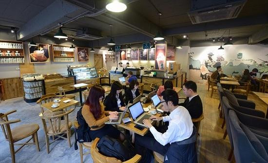 Thiết kế không gian quán cafe ảnh hưởng đến trải nghiệm của khách hàng