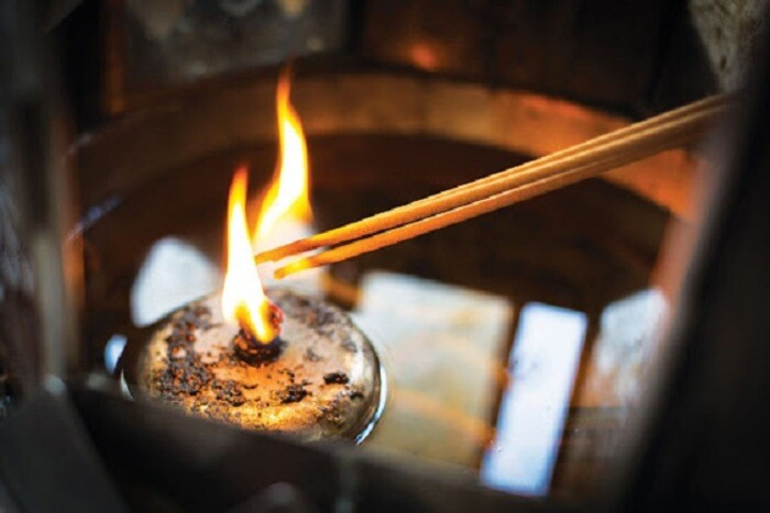 Cách đốt phong long xả xui buôn bán cho quán hiệu quả nhất