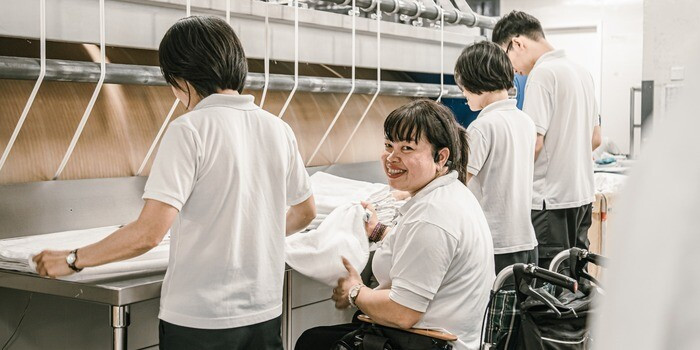 Gợi ý 50+ mẫu đồng phục khách sạn 5 sao đẹp và sang trọng