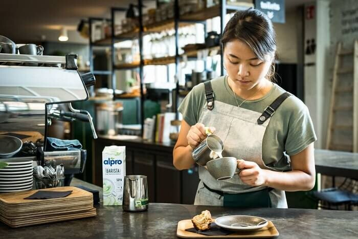 Mức lương Barista là bao nhiêu? Những yếu tố cần có để thành Barista