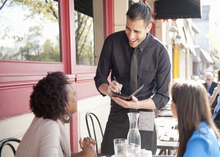 Nhân viên order là gì? Làm nhân viên order cần kỹ năng nào?