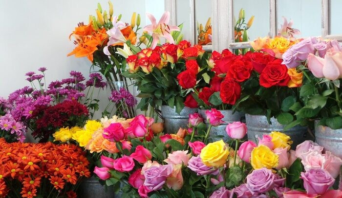 Những cách đăng bài bán hoa hay, ấn tượng, thu hút khách hàng nhất 