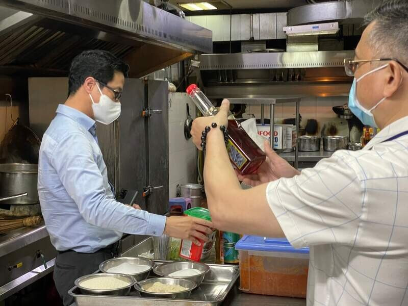 Thủ tục xin giấy phép vệ sinh an toàn thực phẩm nhà hàng A-Z