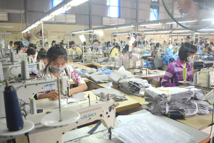 Top 10 xưởng may gia công số lượng ít chỉ từ 10sp, giá tốt 