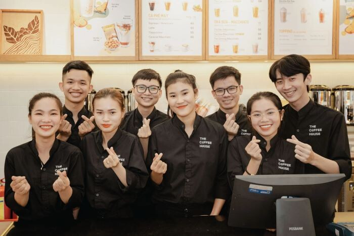 Top 50+ mẫu đồng phục quán cafe đẹp, giá rẻ nhất hiện nay