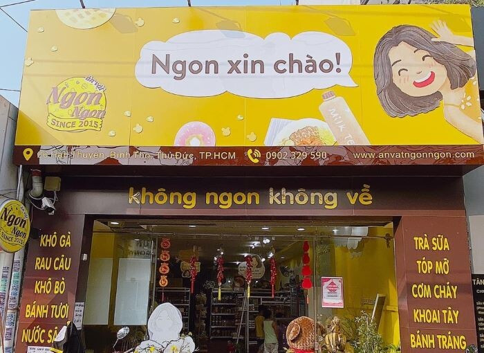 Top những mẫu bảng hiệu quán ăn vặt ấn tượng, thu hút ánh nhìn